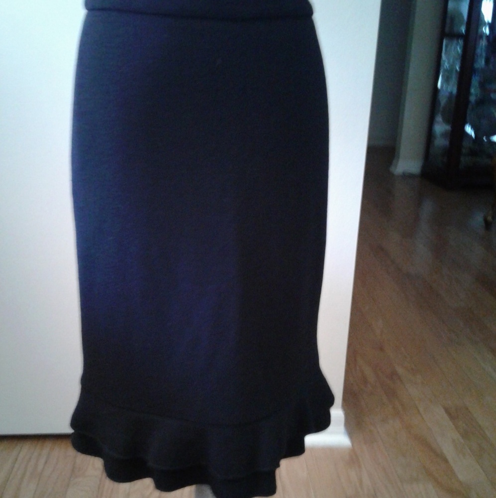 Black skirt